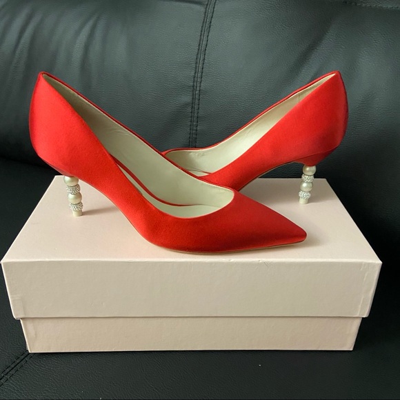 NIB Sophia Webster Coco Crystal Pearl Pumps 70mm - Picture 1 of 12